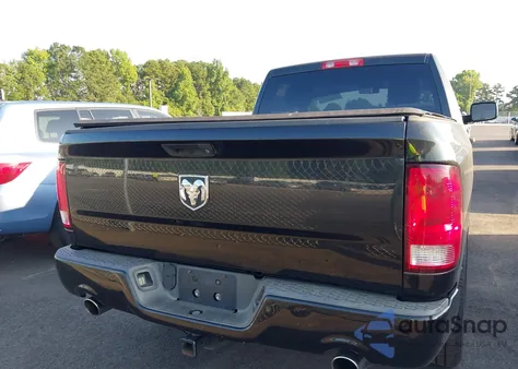 2015 Ram 1500 Express from USA, damaged, VIN 3C6JR6AT9FG698853